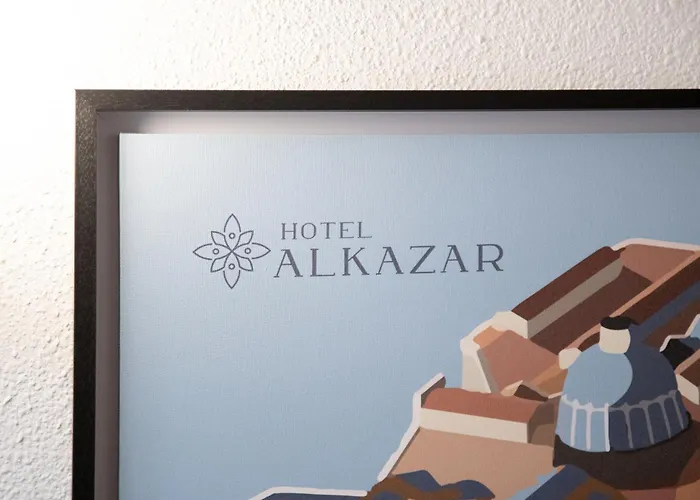 Alkazar Hotel *
