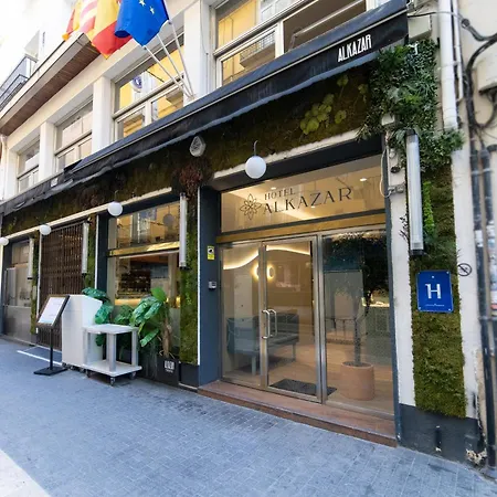 Otel Alkazar *