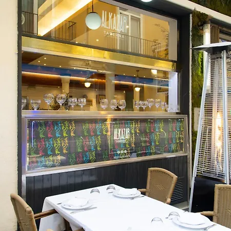 Hotel Alkazar *