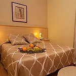 Hotel Alkazar *