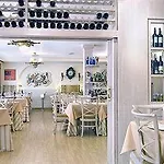 Hotel Alkazar *